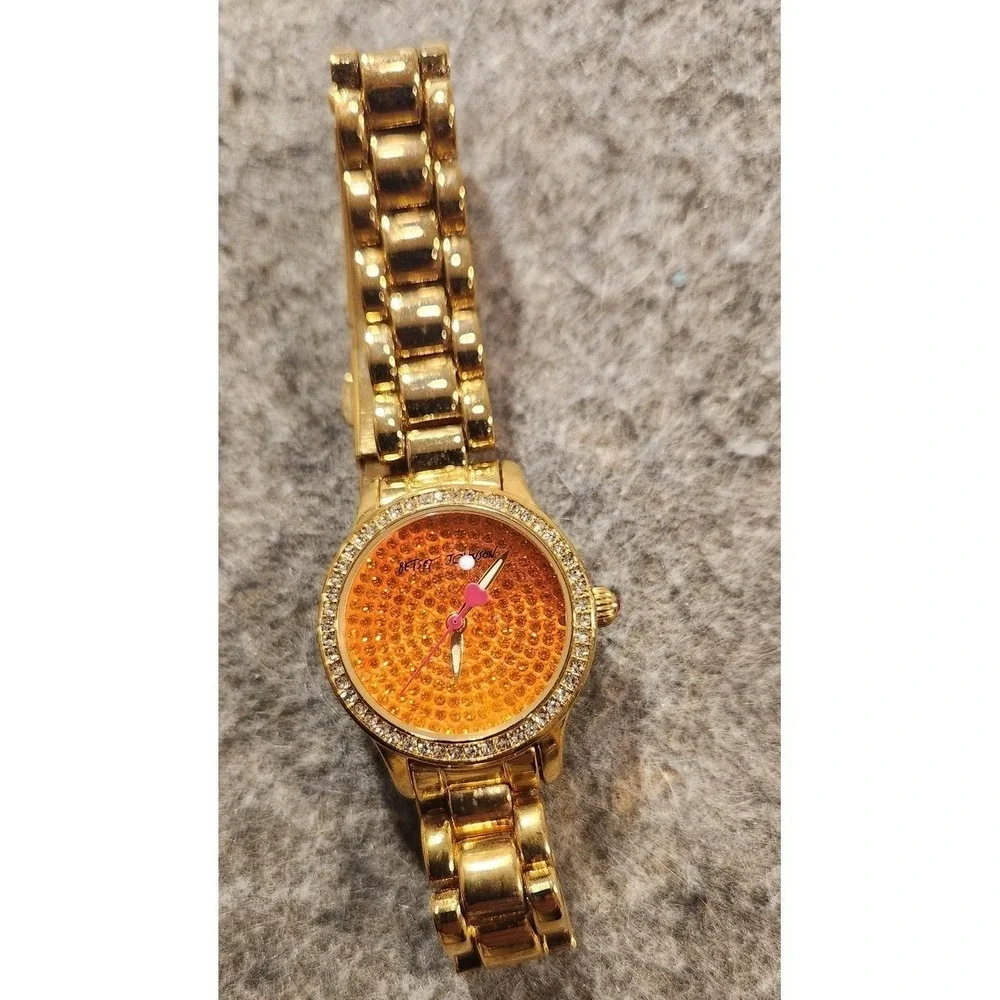 Betsey Johnson brand betsey